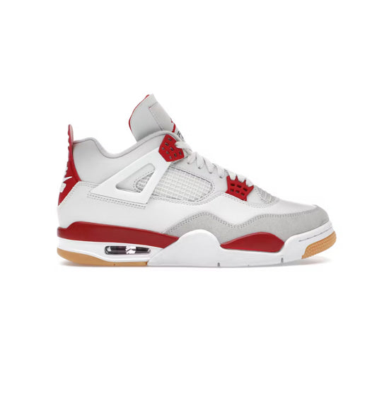 Jordan 4 Retro SB Varsity Rouge   en   taille  41